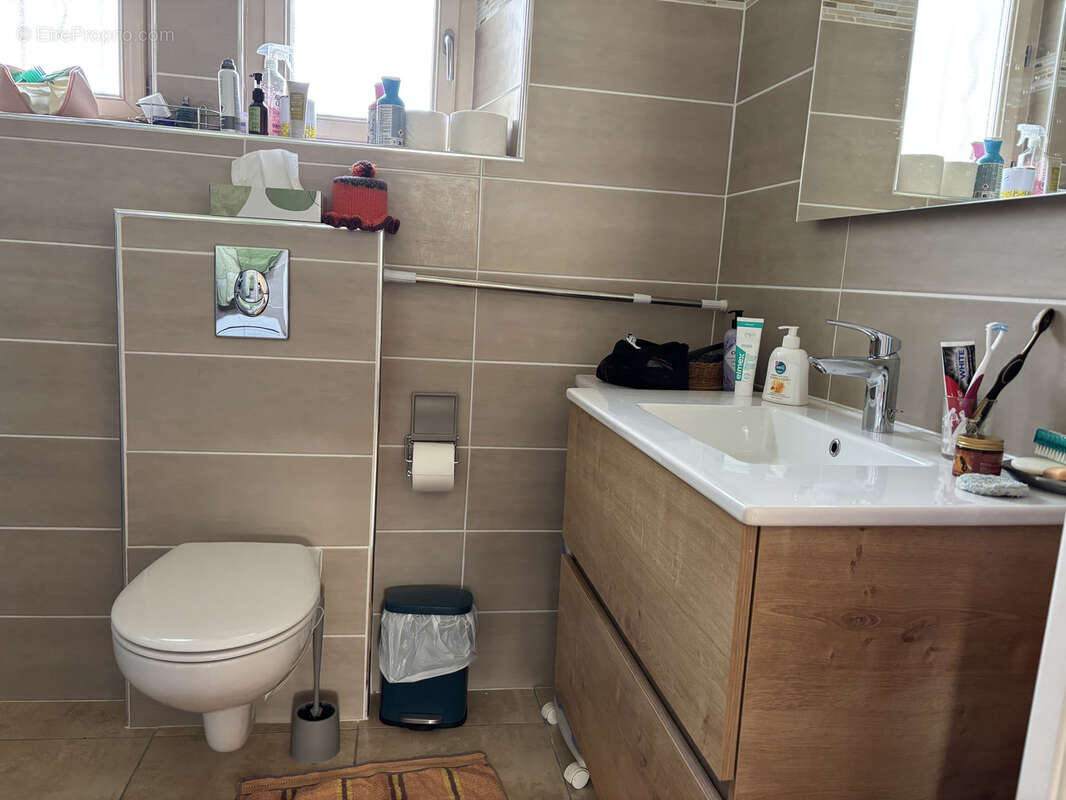 Maison à VICQ-EXEMPLET