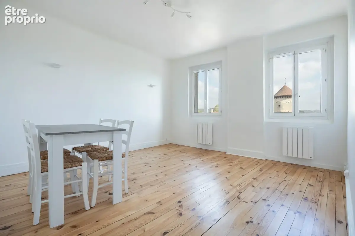 Photo Appartement à Vaulx-En-Velin au prix de 135 000€