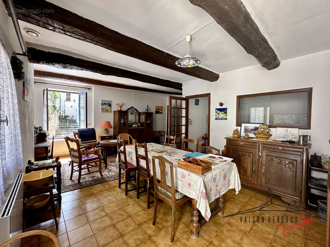 Maison à MIRABEL-AUX-BARONNIES