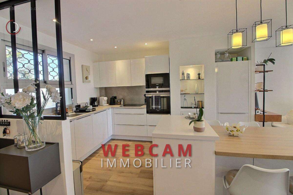 Appartement à LE CANNET