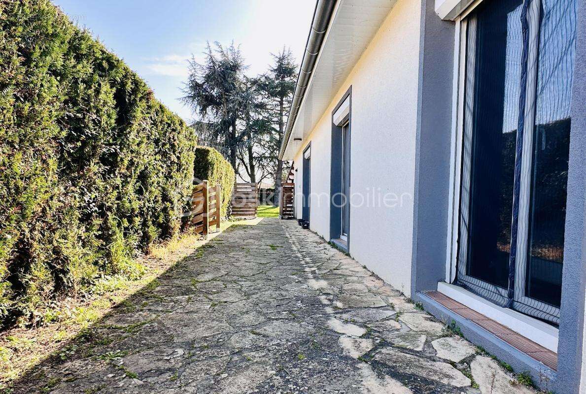 Maison à SAINT-MAURICE-L'EXIL