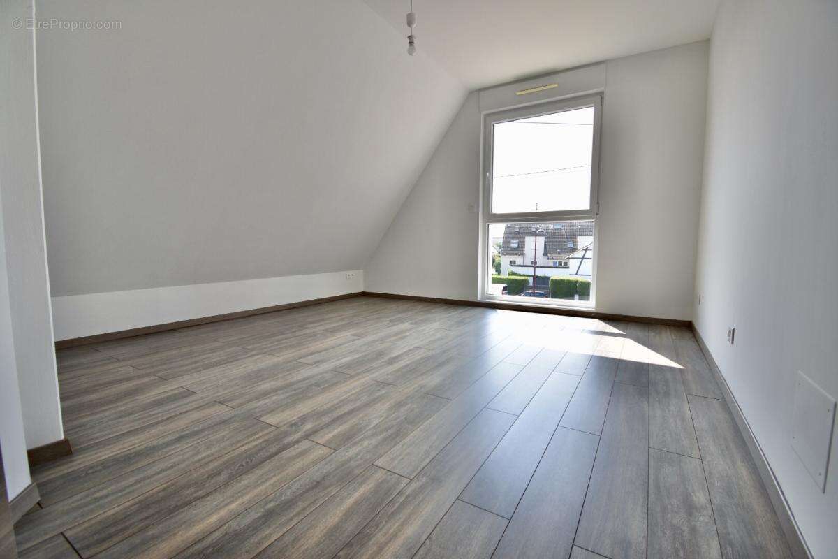 Maison de 167m2 sur 4,50 ares à Gambsheim - photo 6