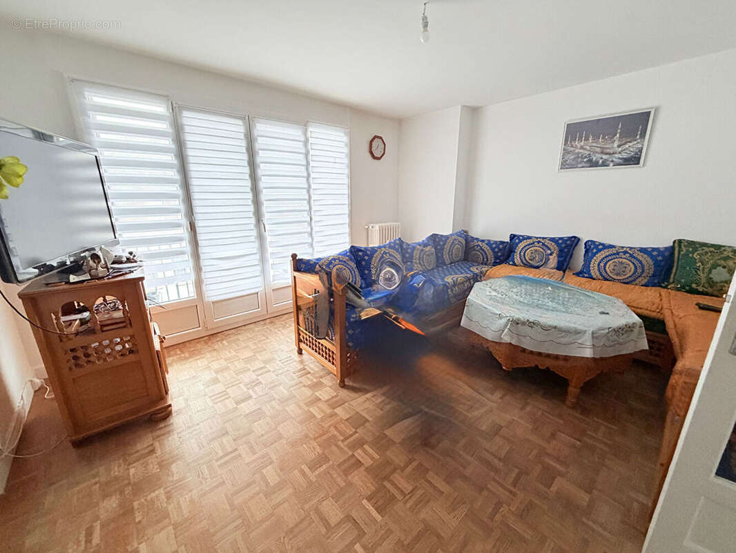 Appartement à SAVIGNY-SUR-ORGE