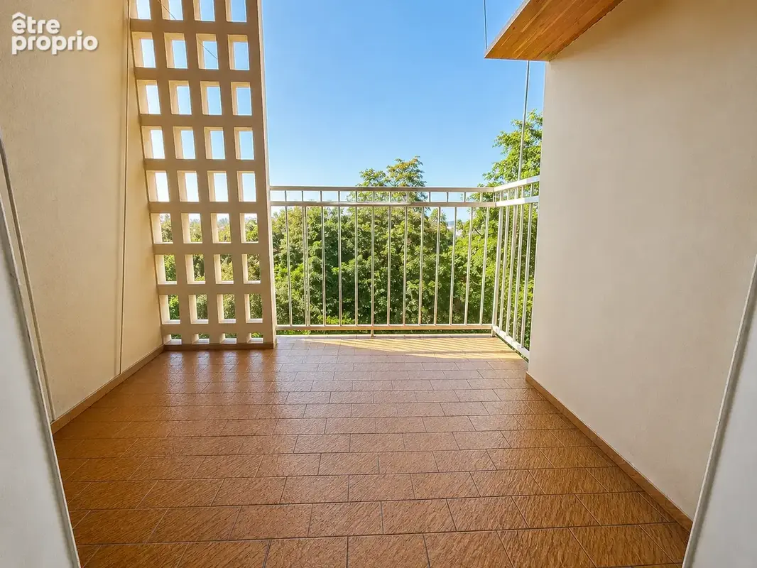 Appartement à SAINT-FONS