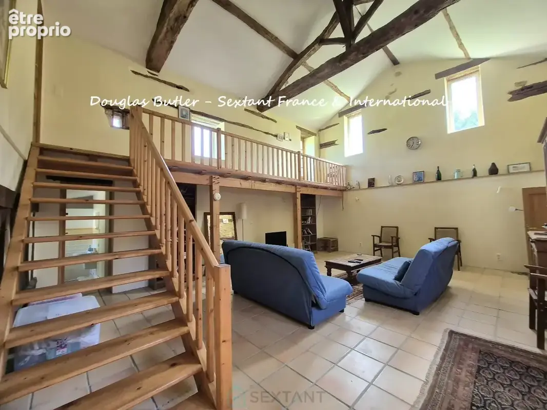 Superbe propriété en pierre de caractère avec gîte, annexe et vue dégagée - photo 14