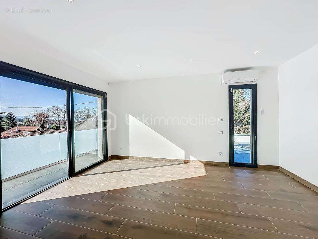 Maison à LA FOUILLOUSE