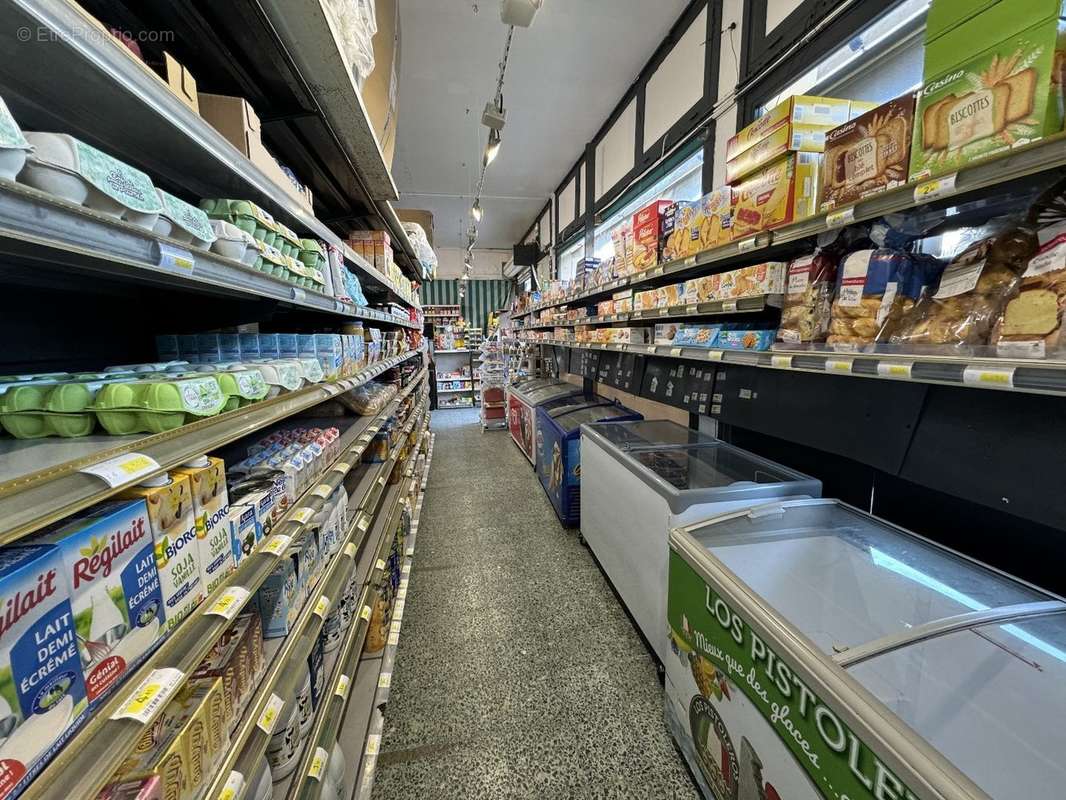 Commerce à VALRAS-PLAGE