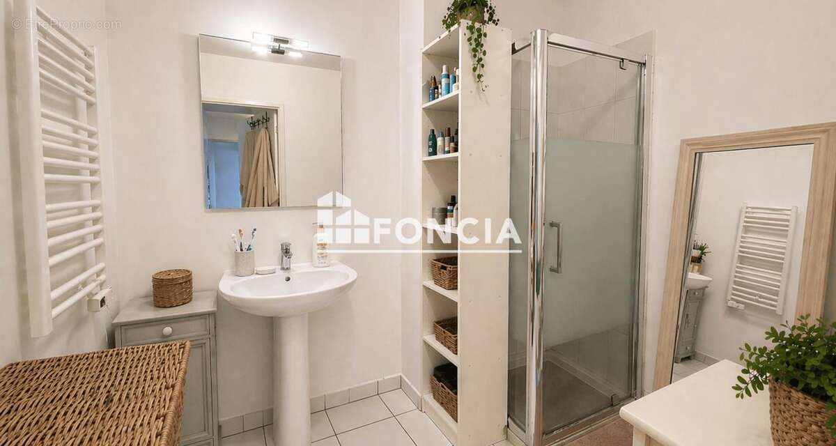 Appartement à FREJUS