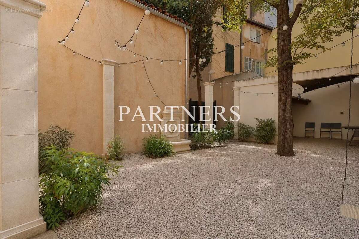 Appartement à AIX-EN-PROVENCE