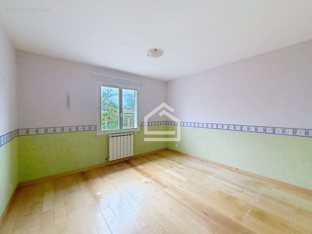 Maison à SAINT-MEDARD-EN-JALLES