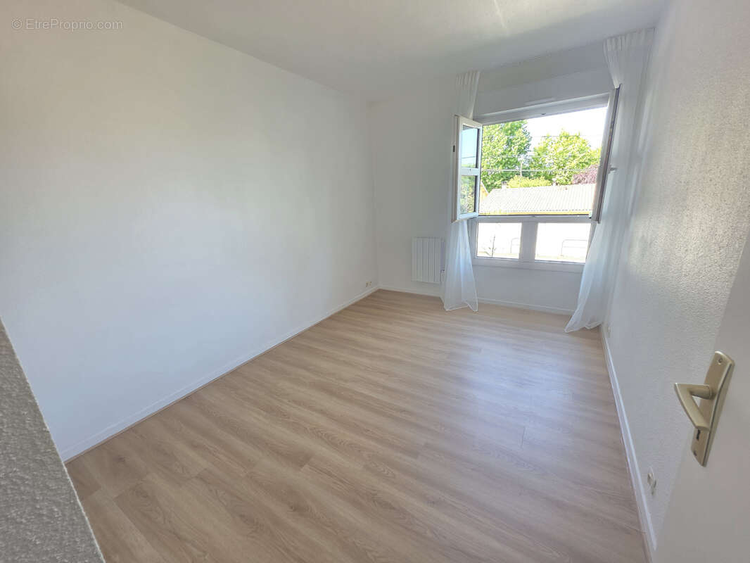 Pessac t3 de 68 m2 balcon et parking - photo 6