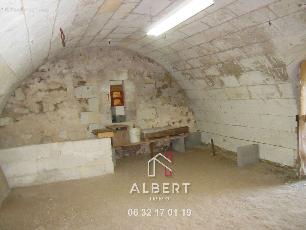 Maison ancienne avec dependances - photo 7