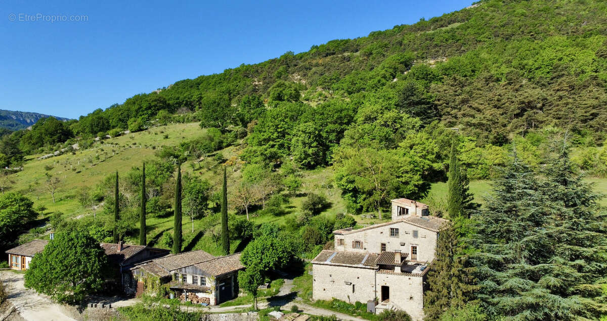 Maison à DIEULEFIT