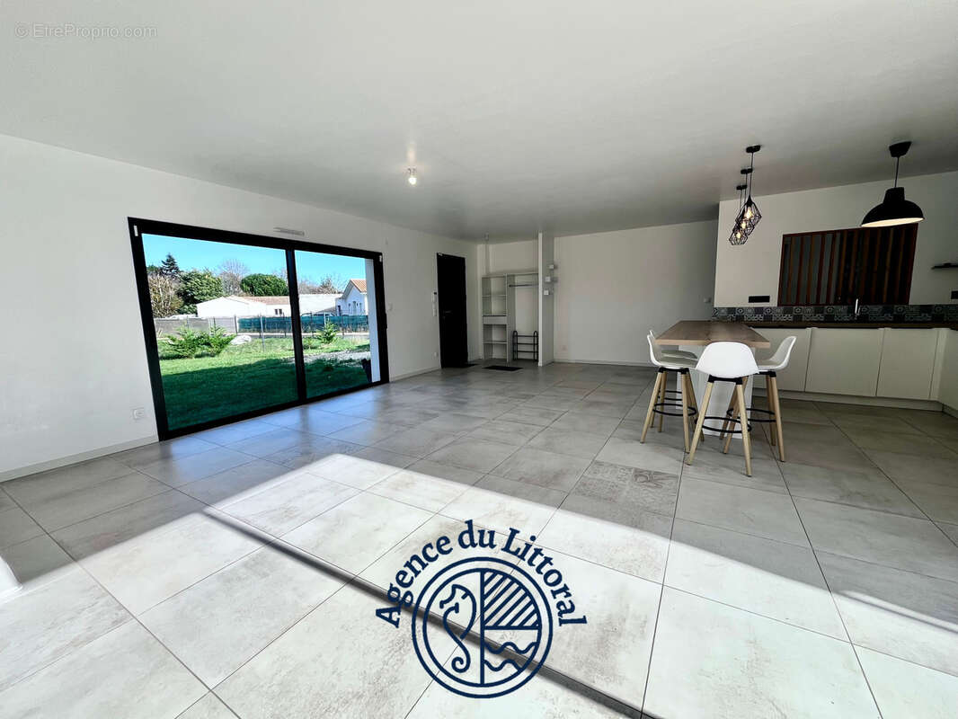 Maison à SAINT-ANDRE-DE-LIDON