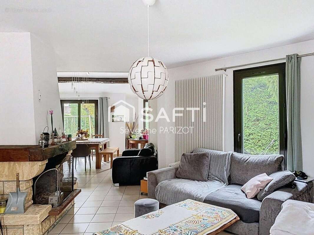 Photo 3 - Maison à CHAMPS-SUR-MARNE