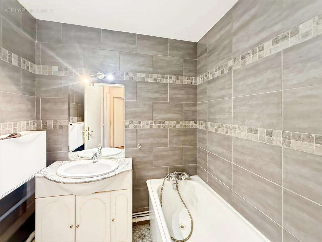 Appartement à BONDY