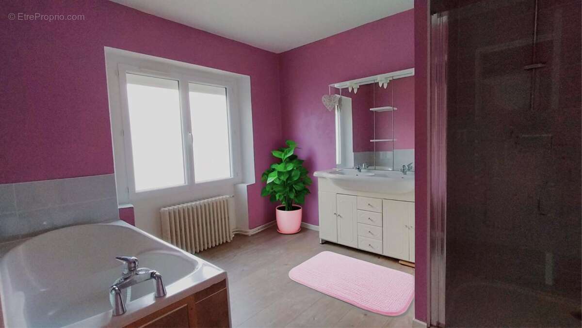 Appartement à SAINT-JOACHIM