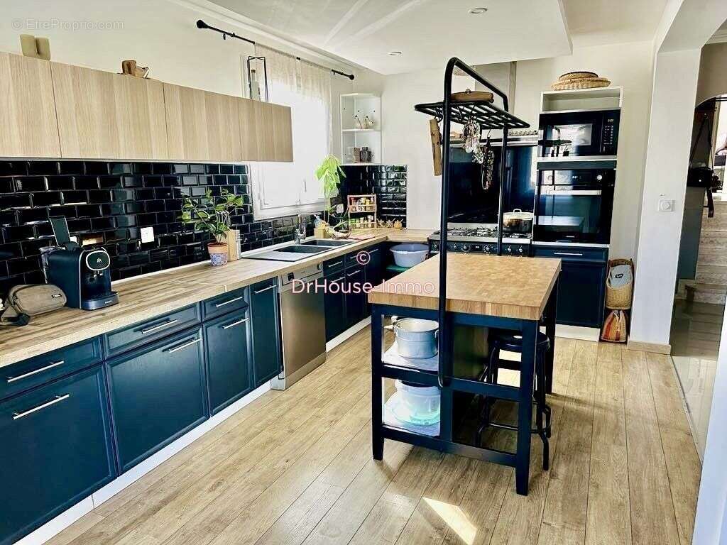 Maison 112 m² à Cahors  - photo 24