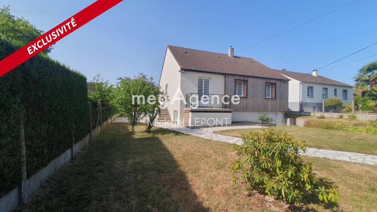 Maison à ARON
