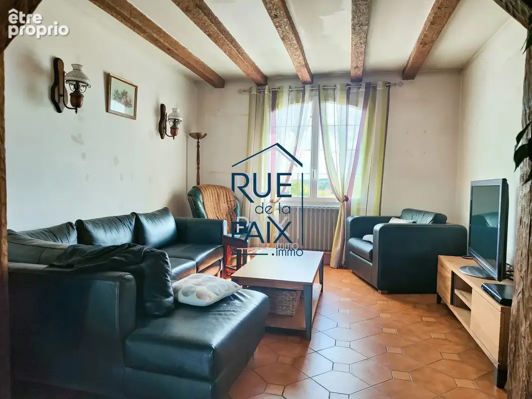 Maison 5 pièces 142 m² à vendre à Savigny-Sous-Faye (86140) - photo 3