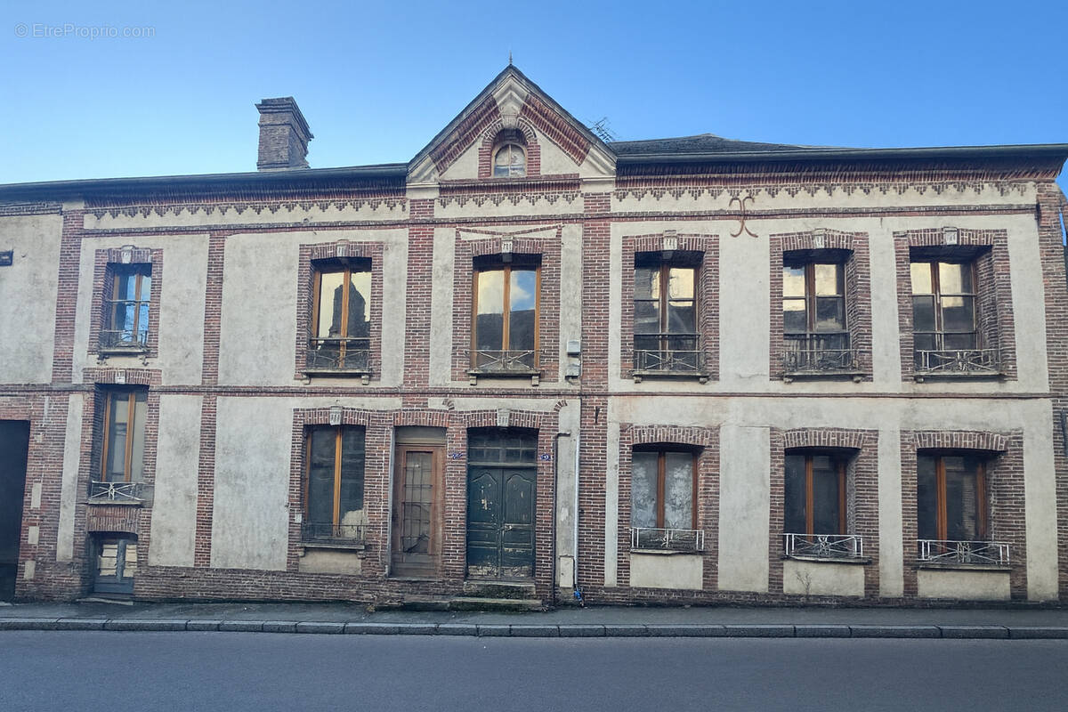 Appartement à MOULINS-LA-MARCHE