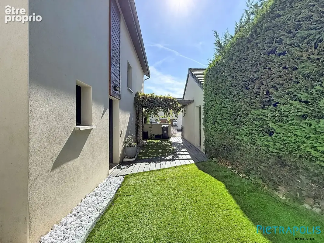 Maison 4 pièces 85 m² à vendre à Thoiry (01710) - photo 7