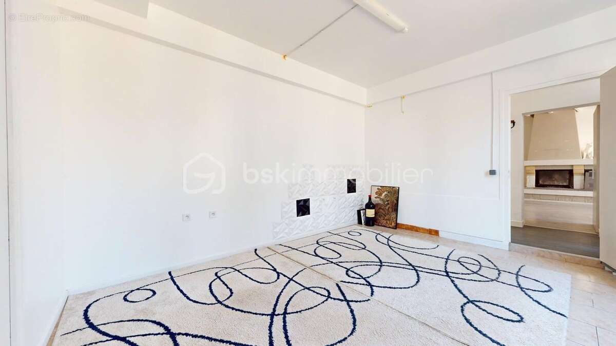 Maison à PONT-L'ABBE-D'ARNOULT