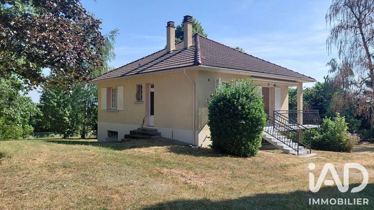 Maison 73 m² à Lauriere  - photo 2