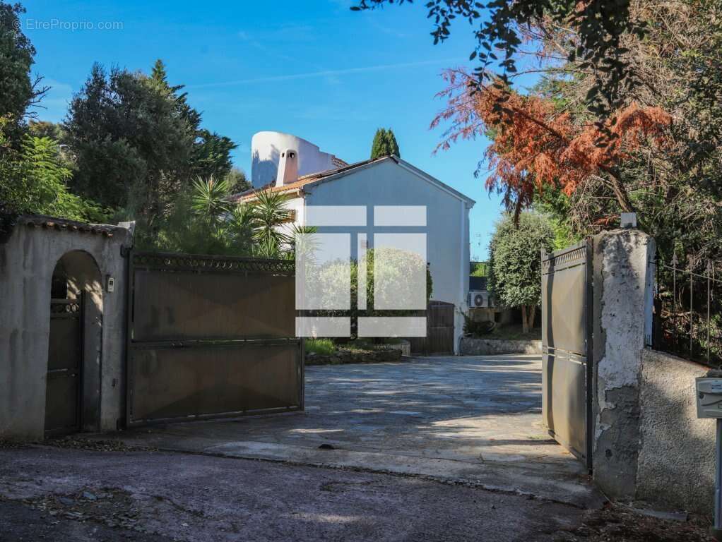 Maison à BORGO