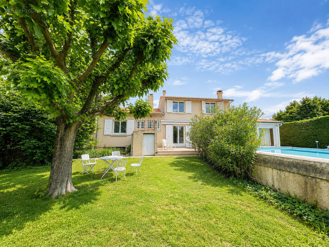 Maison à MALISSARD