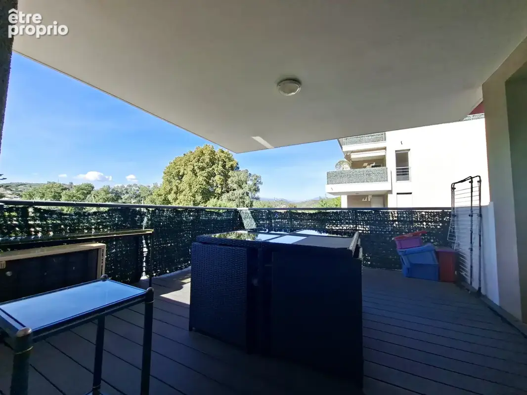 2p 45m2 - terrasse 15m2 - box - standing - photo 6