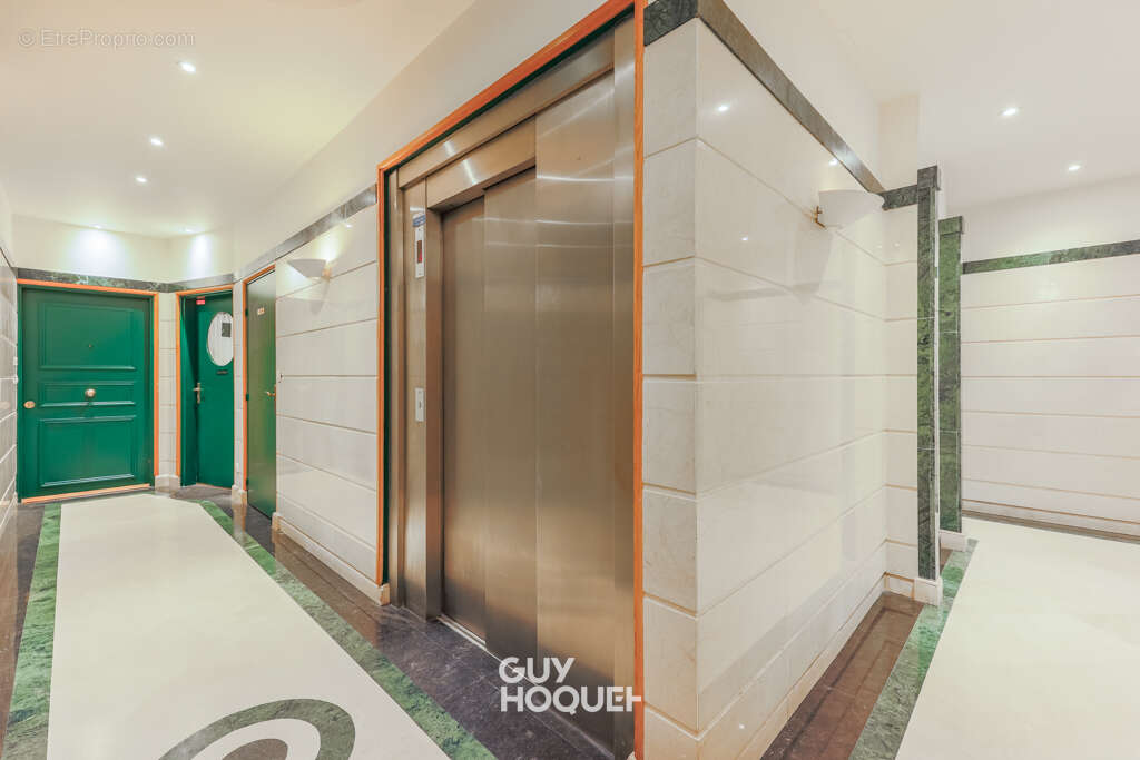 Appartement à ISSY-LES-MOULINEAUX