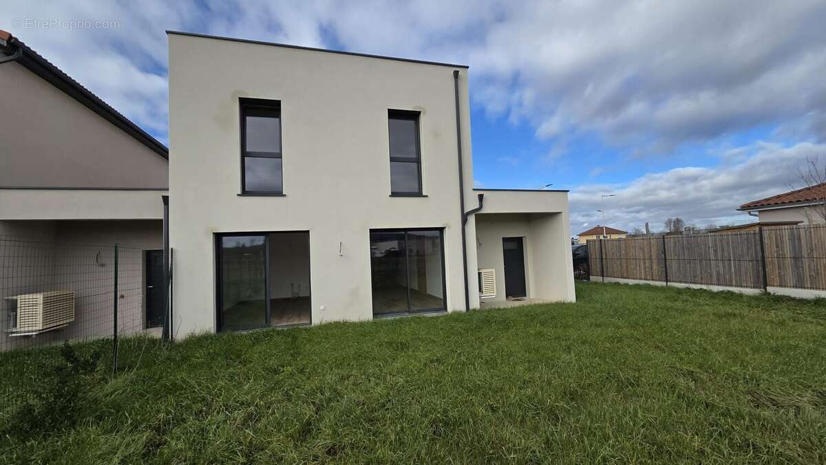 Maison à BOURG-EN-BRESSE