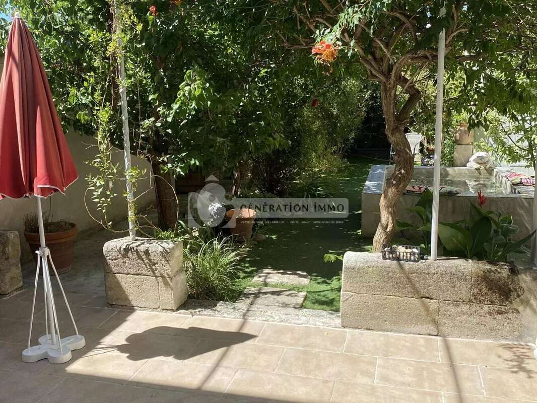 Maison à CHATEAURENARD