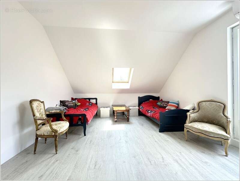 Maison à COURVILLE-SUR-EURE