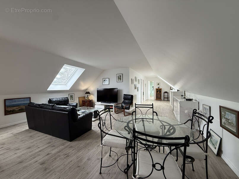 Maison à VERT-EN-DROUAIS