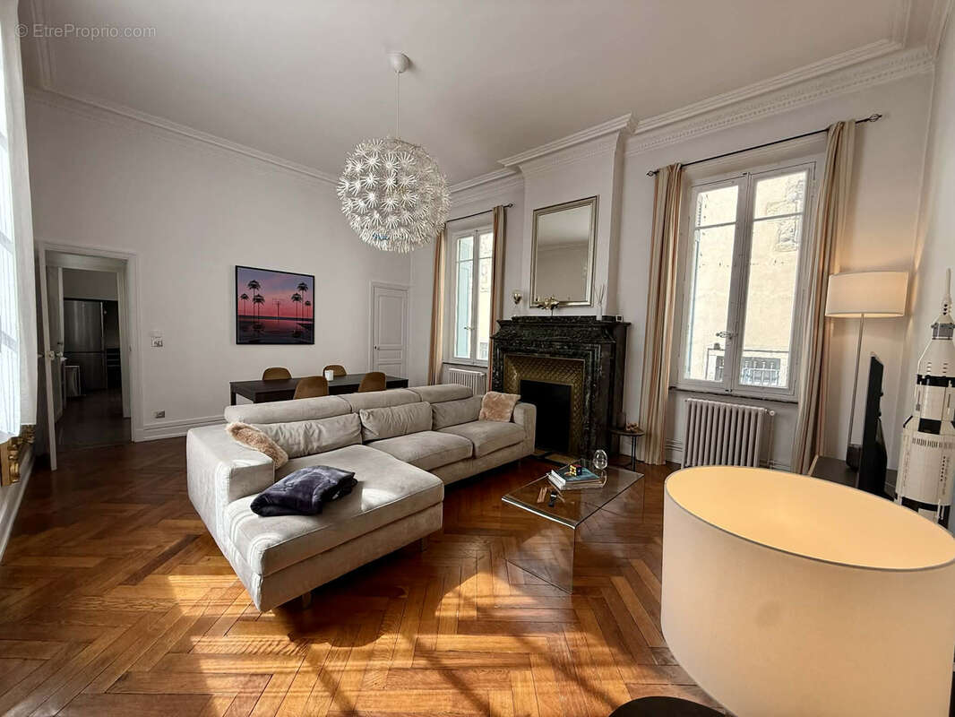 Appartement à CARCASSONNE