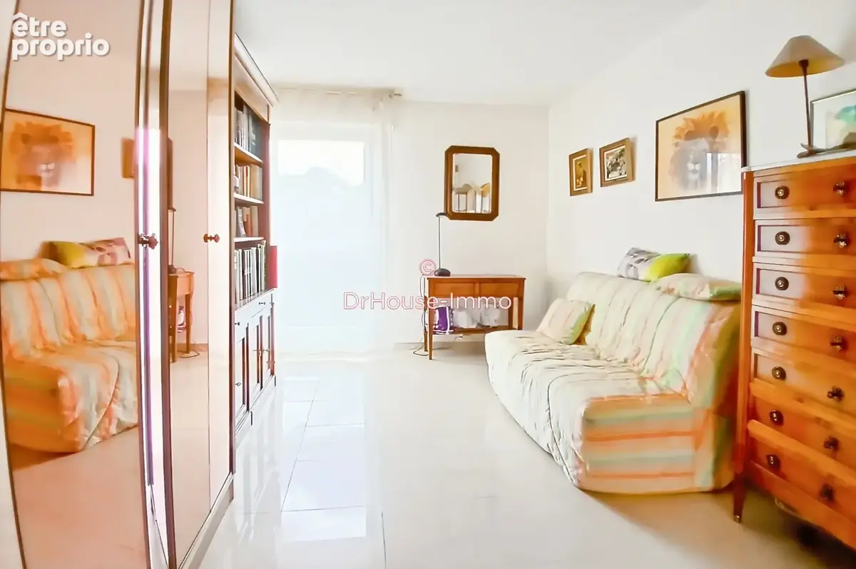 Appartement 4 pièces 97 m² à vendre à Rosny-Sous-Bois (93110) - photo 9