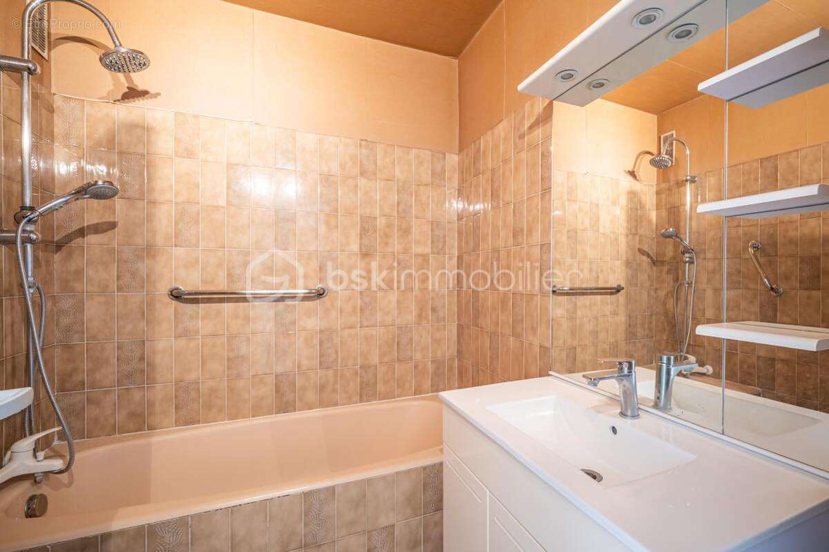 Appartement à HYERES