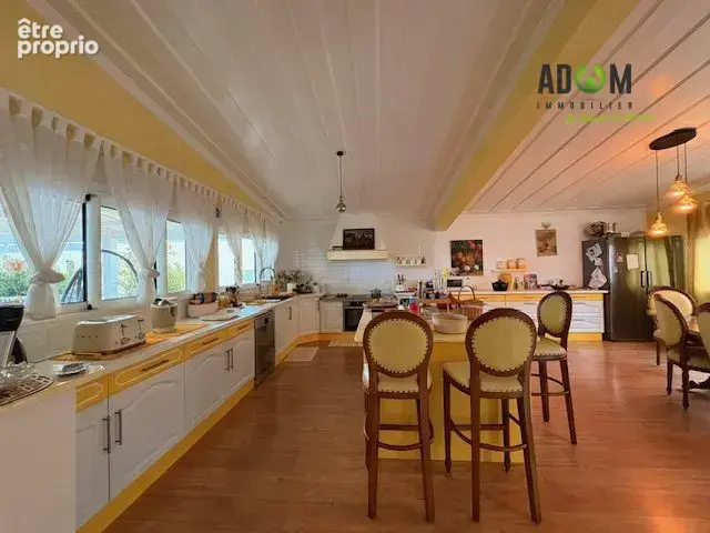 Maison 6 pièces 348 m² à vendre à Le Tampon (97430) - photo 5