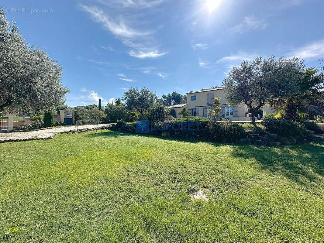 Maison à DRAGUIGNAN