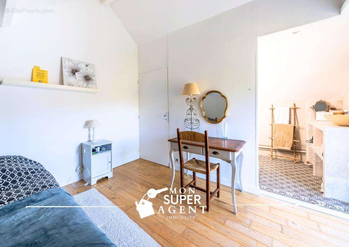 Maison à DAMMARIE-LES-LYS