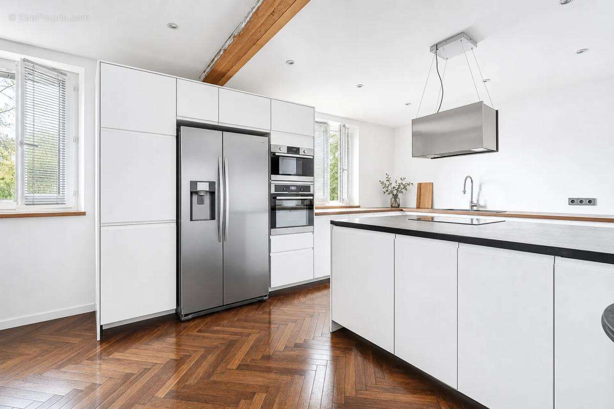 Maison spacieuse de 220 m² à Chalautre-la-Grande - photo 8