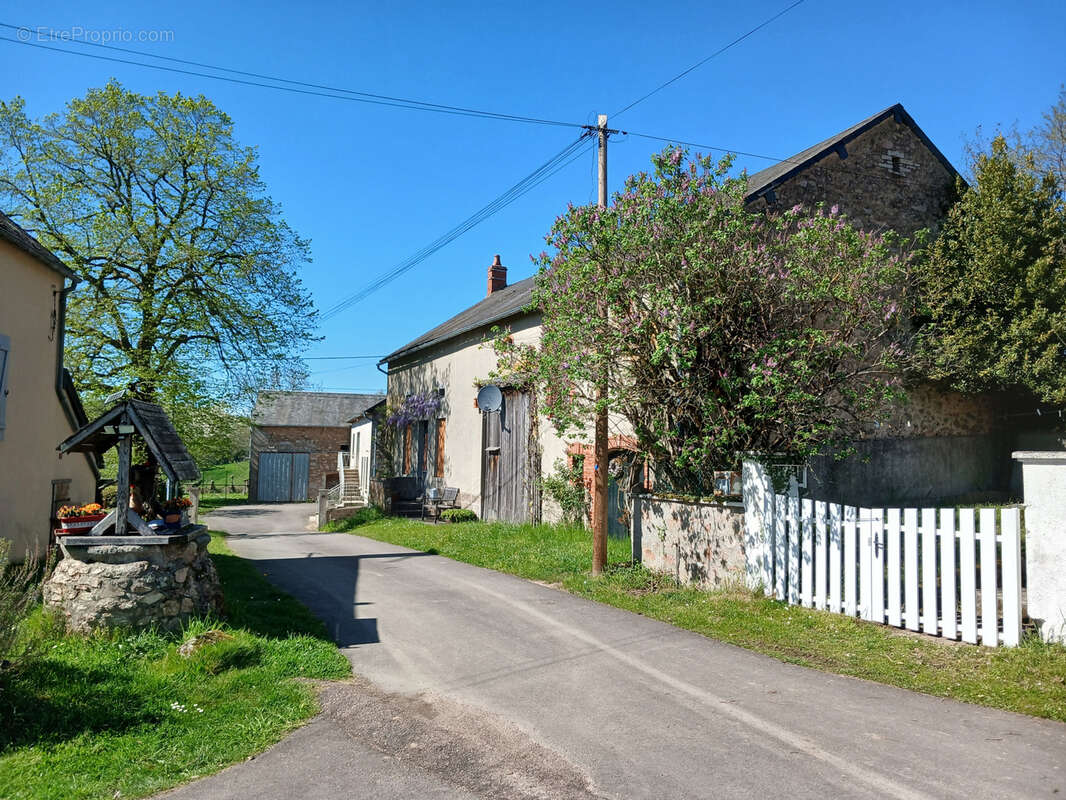 Maison à MHERE