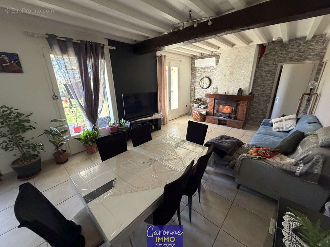 Maison à VARES