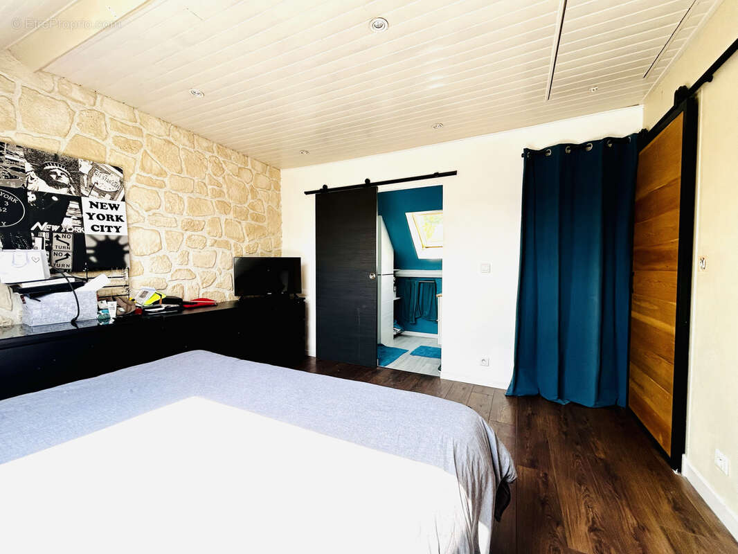 Maison à CRECY-LA-CHAPELLE