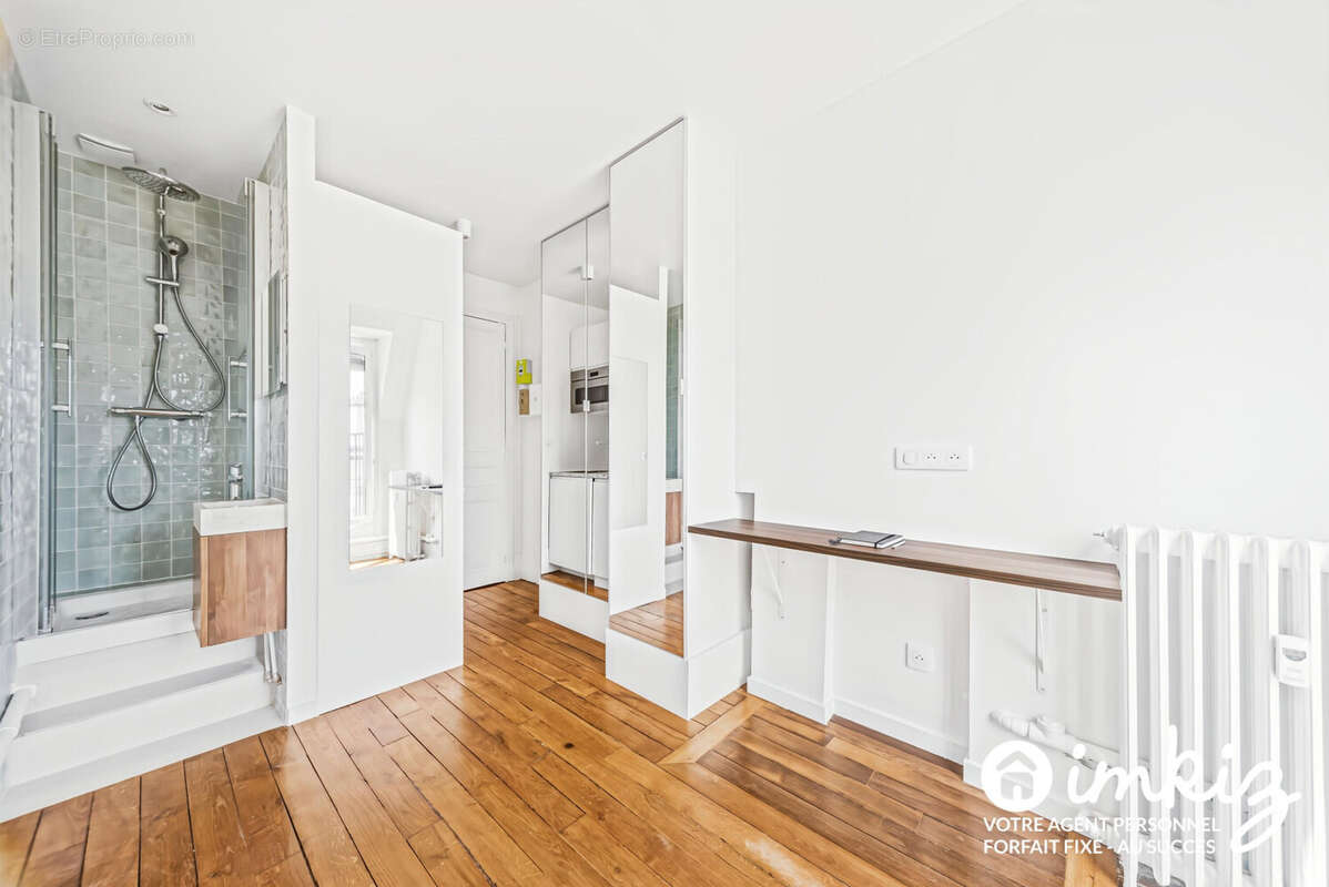 Appartement à PARIS-7E