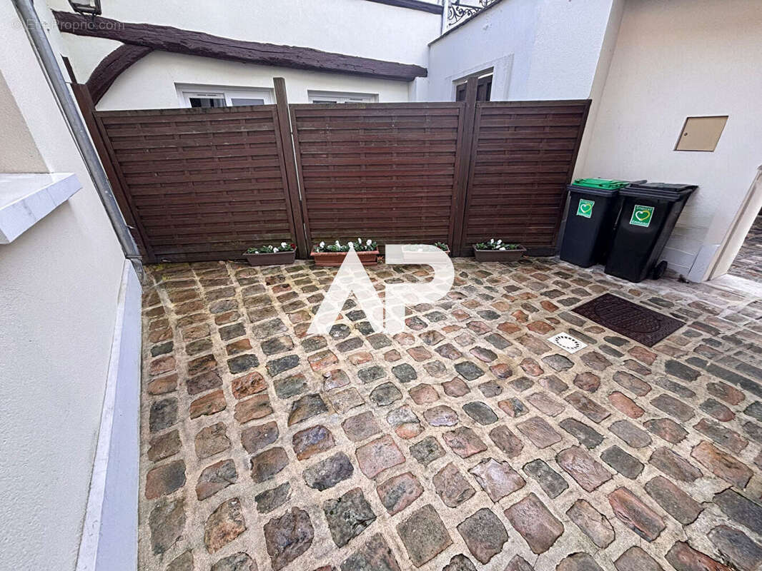 Maison à MONTMORENCY