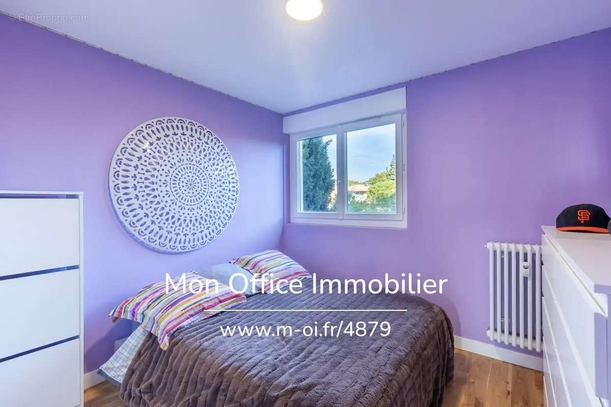 Référence : 6196-MCO. - Exclusivité Appartement 4 pièces d'une surface de 100 m2 avec une  terrasse vue sur le parc de la réside - photo 8