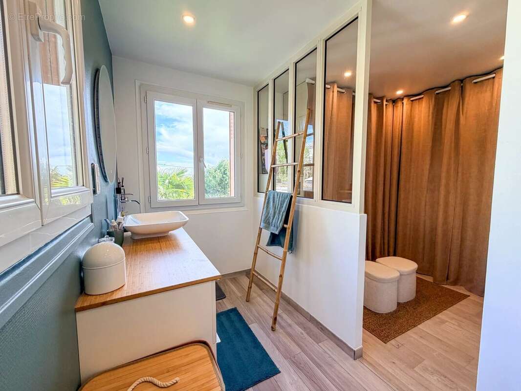 Appartement à LE RAINCY